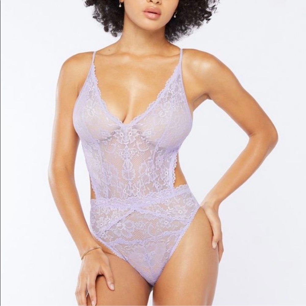 Savage x fenty Floral lace teddy Woman’s SZ. L